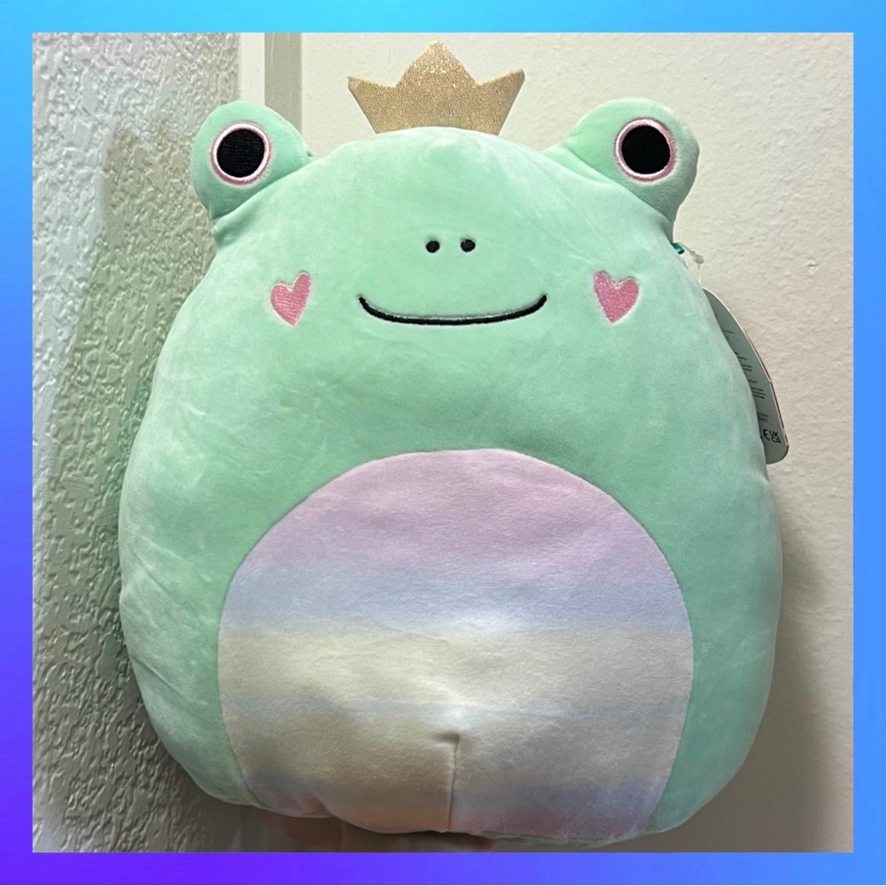 NWT Frog Queen Squishmallow